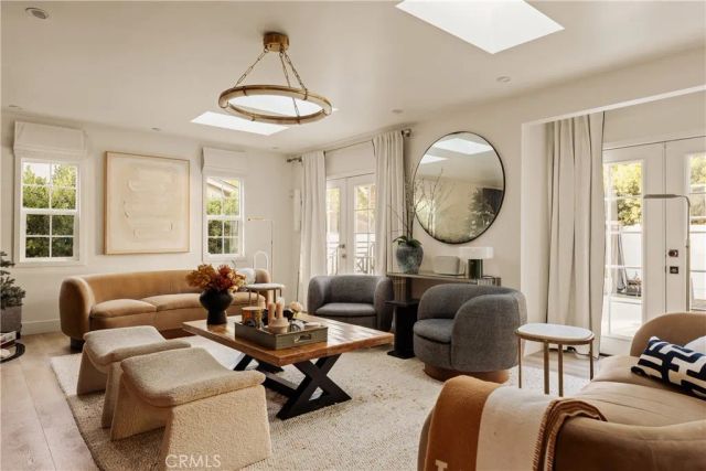 21231 San Miguel Street, Woodland Hills, CA 91364