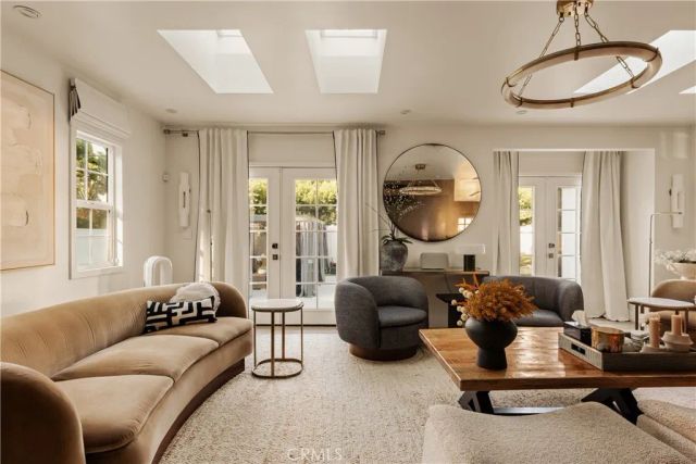 21231 San Miguel Street, Woodland Hills, CA 91364