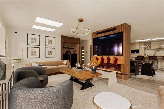 21231 San Miguel Street, Woodland Hills, CA 91364