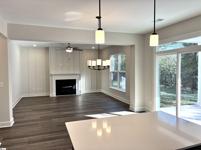 400 Ridgepark Lane, Greenville, SC 29607