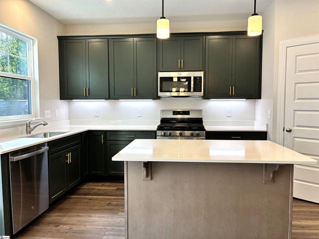 400 Ridgepark Lane, Greenville, SC 29607