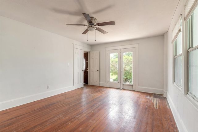 724 N OLEANDER AVENUE, Daytona Beach, FL 32118