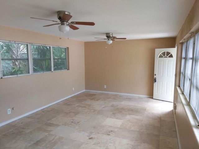 724 N OLEANDER AVENUE, Daytona Beach, FL 32118