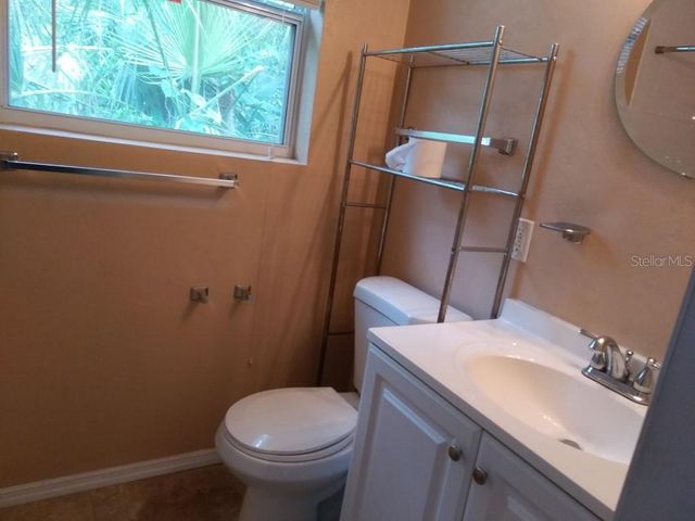 724 N OLEANDER AVENUE, Daytona Beach, FL 32118