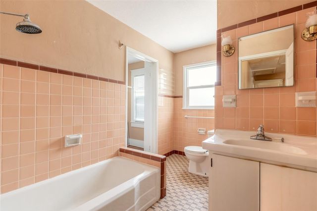 724 N OLEANDER AVENUE, Daytona Beach, FL 32118