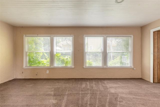 724 N OLEANDER AVENUE, Daytona Beach, FL 32118