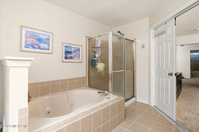 1 Warwick Place, East Windsor, NJ 08520