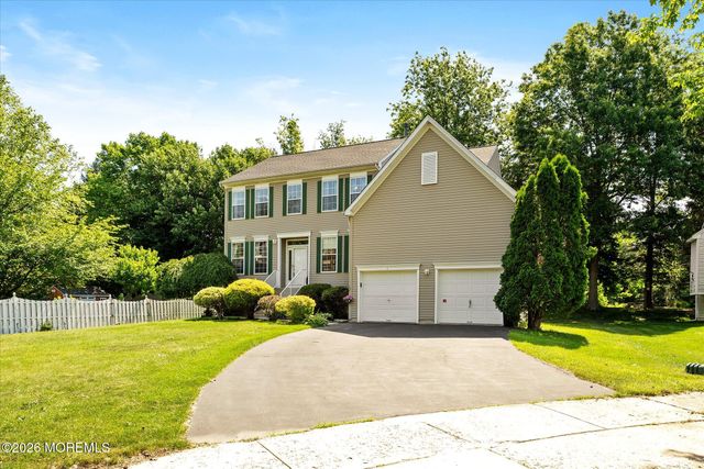1 Warwick Place, East Windsor, NJ 08520