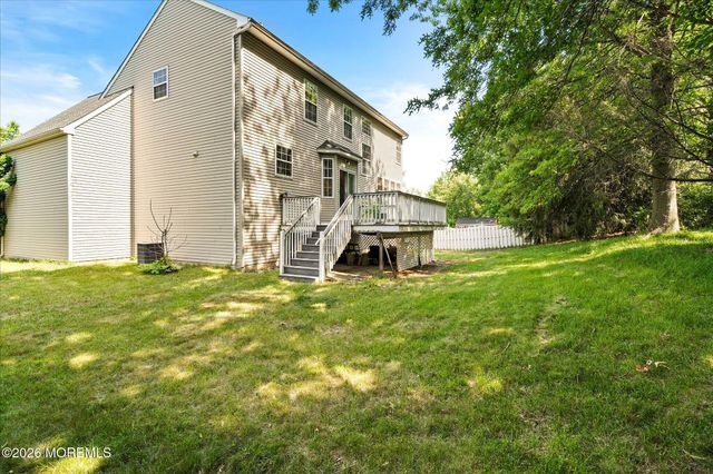 1 Warwick Place, East Windsor, NJ 08520