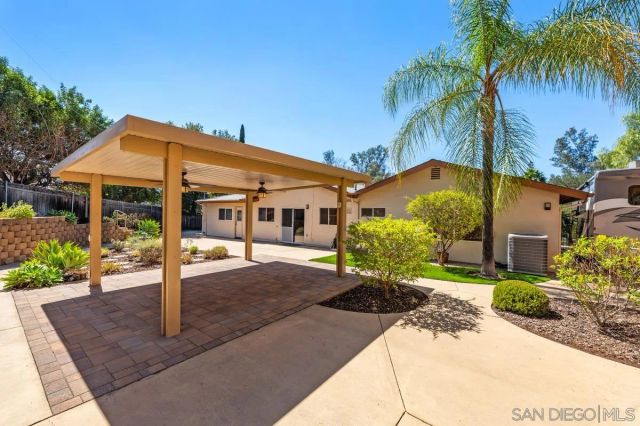 13118 Ha Hana Rd, Lakeside, CA 92040