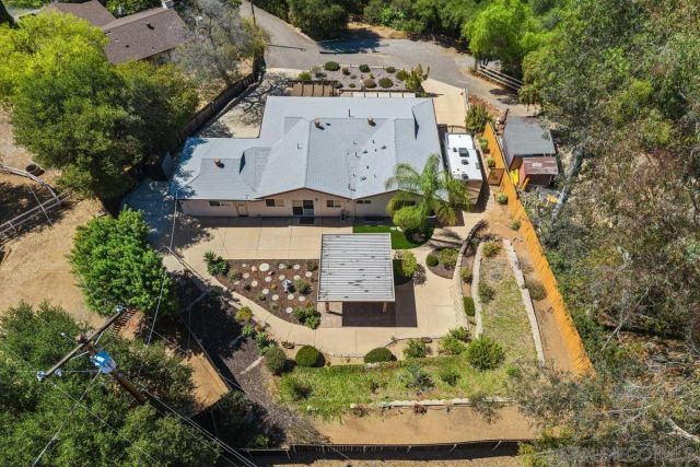 13118 Ha Hana Rd, Lakeside, CA 92040