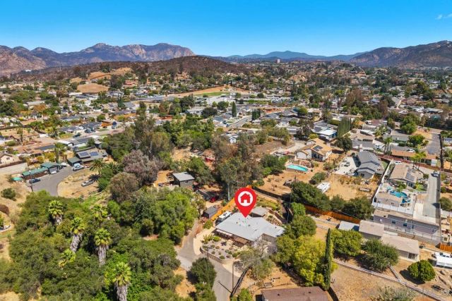 13118 Ha Hana Rd, Lakeside, CA 92040