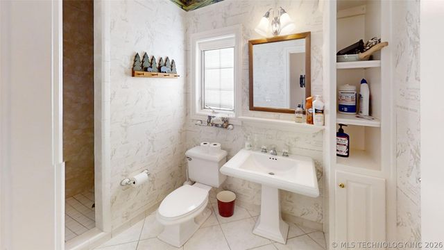 332 Wildflower Place, Ardmore, OK 73401