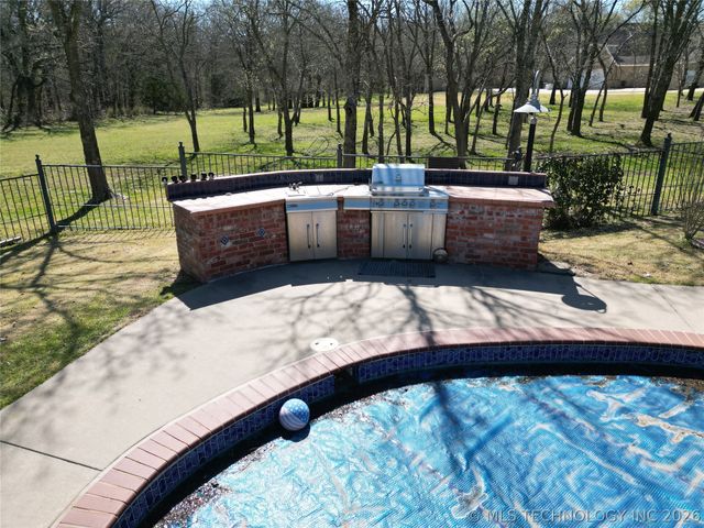 332 Wildflower Place, Ardmore, OK 73401