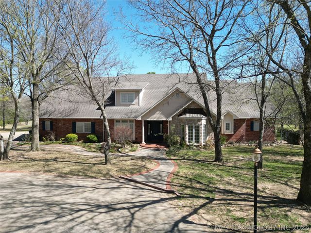 332 Wildflower Place, Ardmore, OK 73401