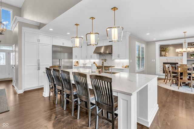 4744 Pearcrest Way, Greenwood, IN 46143