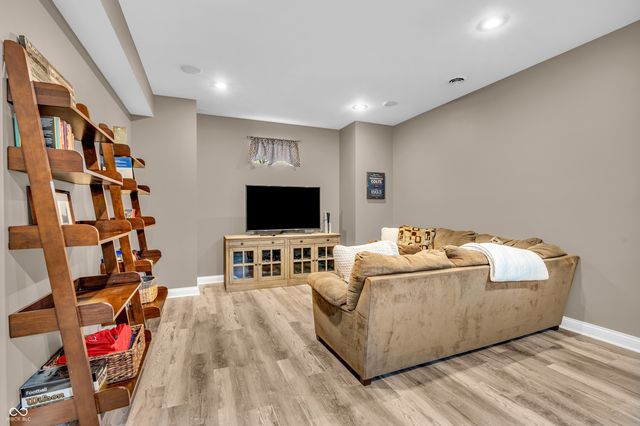 4744 Pearcrest Way, Greenwood, IN 46143