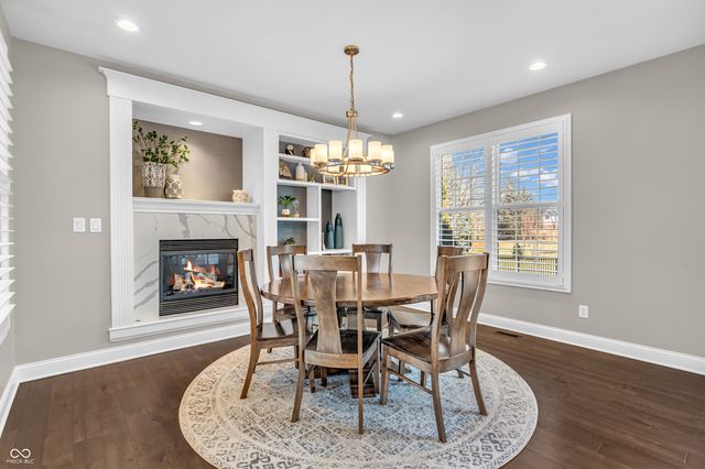 4744 Pearcrest Way, Greenwood, IN 46143