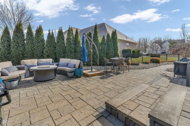 4744 Pearcrest Way, Greenwood, IN 46143