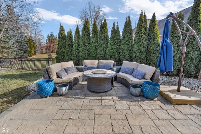 4744 Pearcrest Way, Greenwood, IN 46143