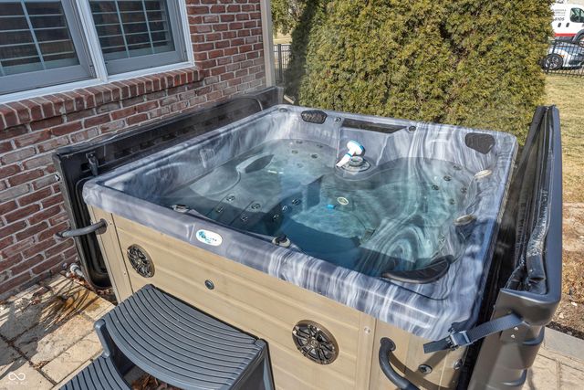 4744 Pearcrest Way, Greenwood, IN 46143