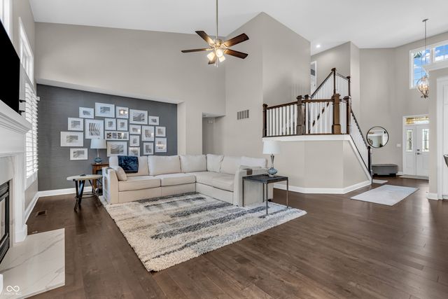 4744 Pearcrest Way, Greenwood, IN 46143