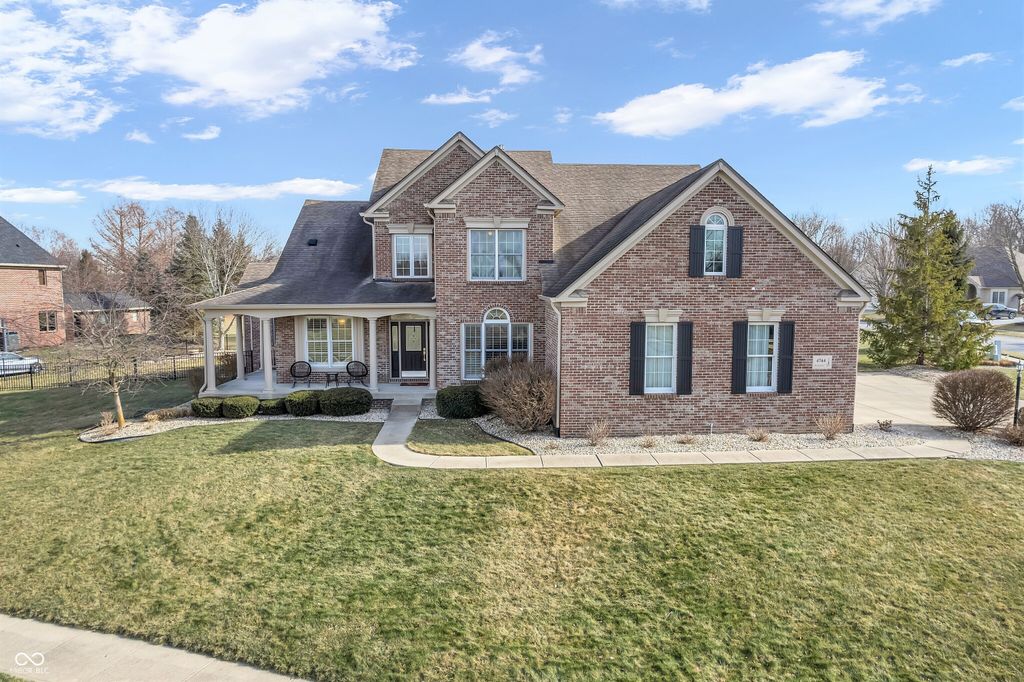 4744 Pearcrest Way, Greenwood, IN 46143