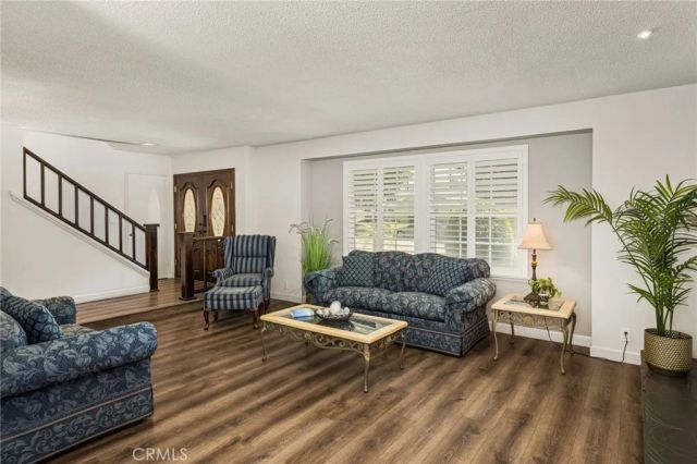 1914 Mabury, Santa Ana, CA 92705