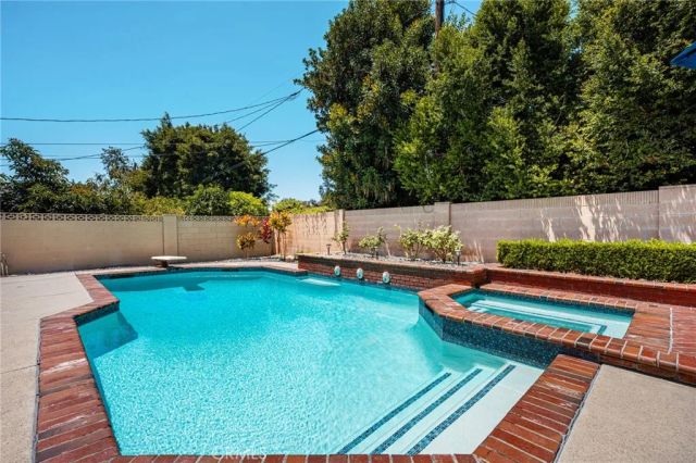 1914 Mabury, Santa Ana, CA 92705