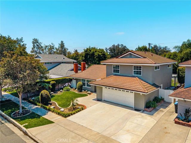 1914 Mabury, Santa Ana, CA 92705