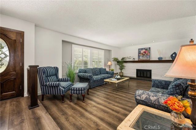 1914 Mabury, Santa Ana, CA 92705