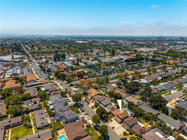1914 Mabury, Santa Ana, CA 92705