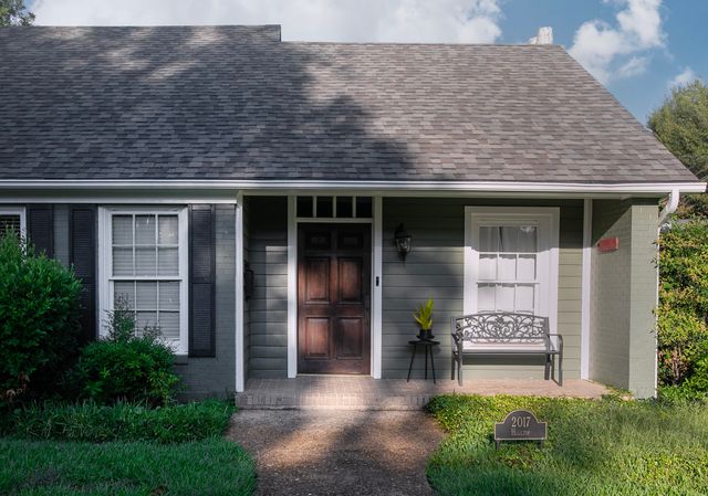 2017 Hilltop Drive, Tyler, TX 75701