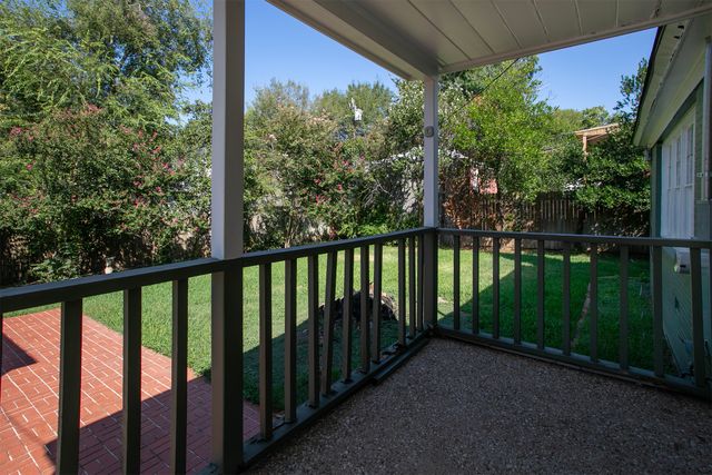 2017 Hilltop Drive, Tyler, TX 75701