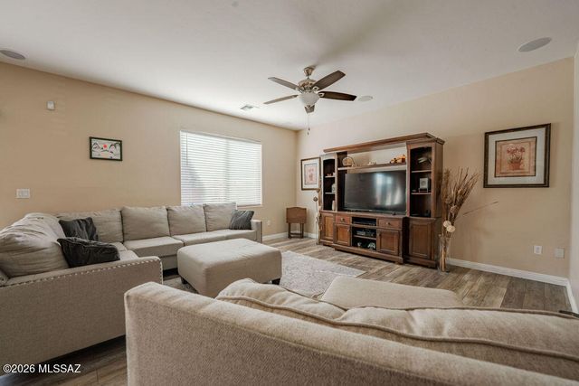 549 W Calle Cajeta, Sahuarita, AZ 85629