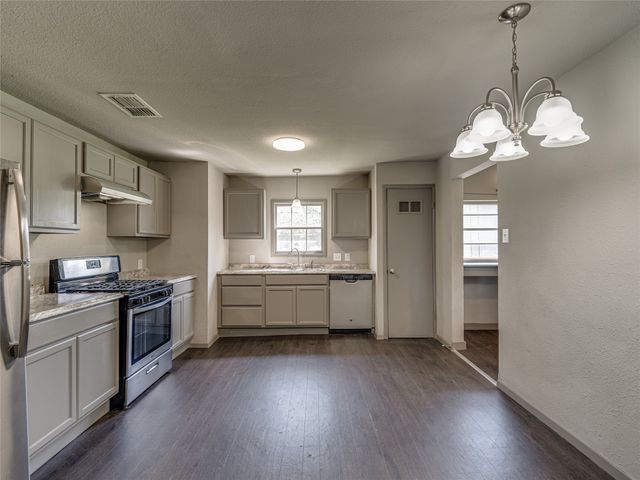 416 N 8th Street, Midlothian, TX 76065