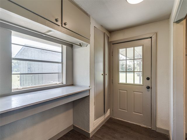 416 N 8th Street, Midlothian, TX 76065