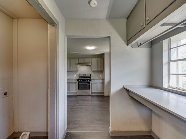 416 N 8th Street, Midlothian, TX 76065