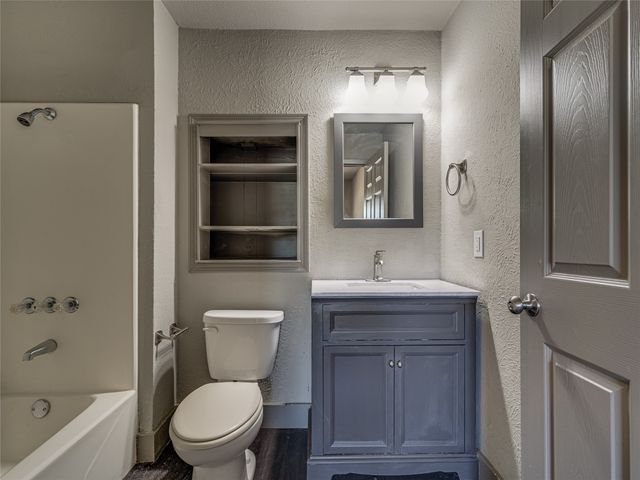 416 N 8th Street, Midlothian, TX 76065