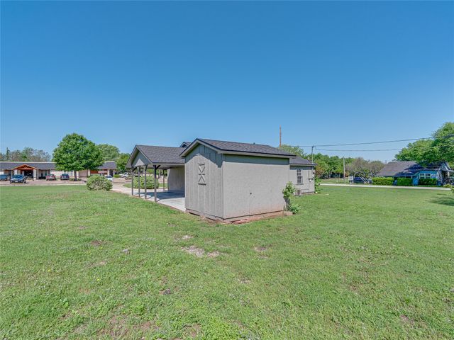 416 N 8th Street, Midlothian, TX 76065