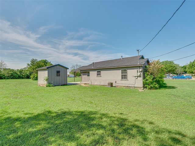 416 N 8th Street, Midlothian, TX 76065