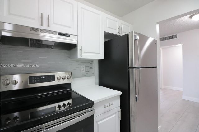 400 NE 1st Street 108, Hallandale Beach, FL 33009
