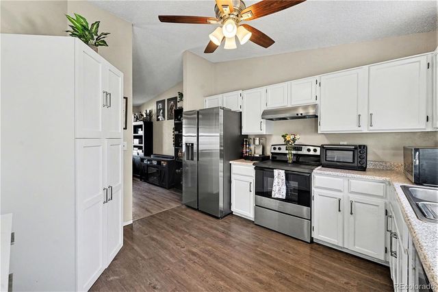 19603 E 42nd Avenue, Denver, CO 80249