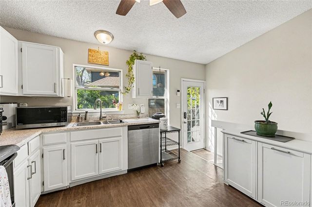 19603 E 42nd Avenue, Denver, CO 80249