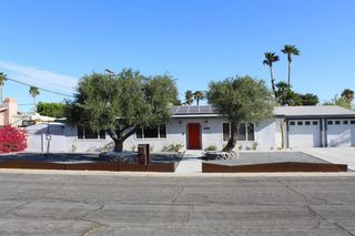 2120 E Del Lago Road, Palm Springs, CA 92262