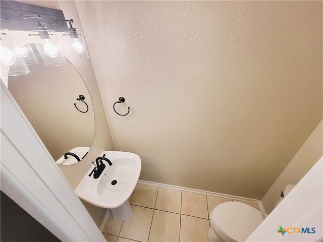 229 Crossland Drive, Killeen, TX 76543