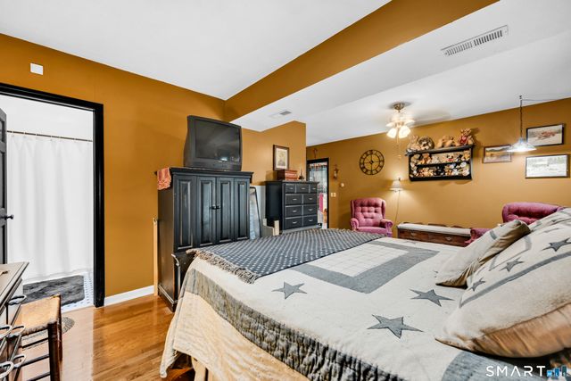 168 Old Stagecoach Road, Meriden, CT 06450