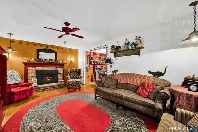 168 Old Stagecoach Road, Meriden, CT 06450