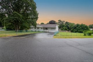 44 Willoughby Street, Brentwood, NY 11717