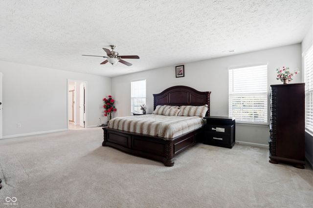 516 Dietz Drive, Greenwood, IN 46143